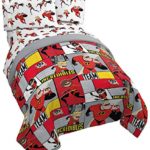 Jay Franco Disney/Pixar Incredibles Super Family 4 Piece Twin Bed Set – Includes Comforter & Sheet Set – Super Soft Fade Resistant Polyester – (Official Disney/Pixar Product)